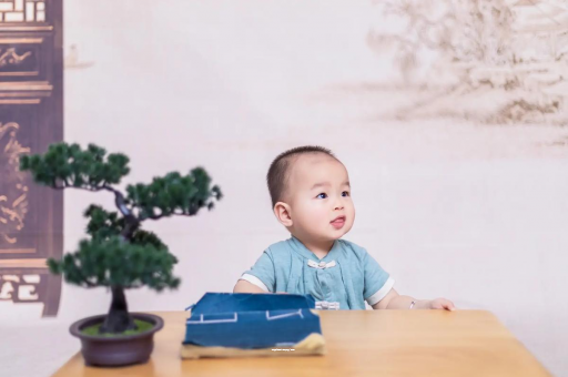 桂阳宝宝眼屎多是什么原因